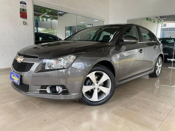 CHEVROLET CRUZE 1.8 LT 16V FLEX 4P AUTOMÁTICO CHEVROLET CRUZE 1.8 LT 16V FLEX 4P AUTOMÁTICO